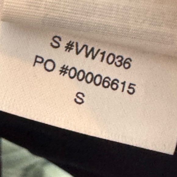 Vuori Stride Sports Bra women size Small Color: Atlantic VW1036 - Picture 9 of 10